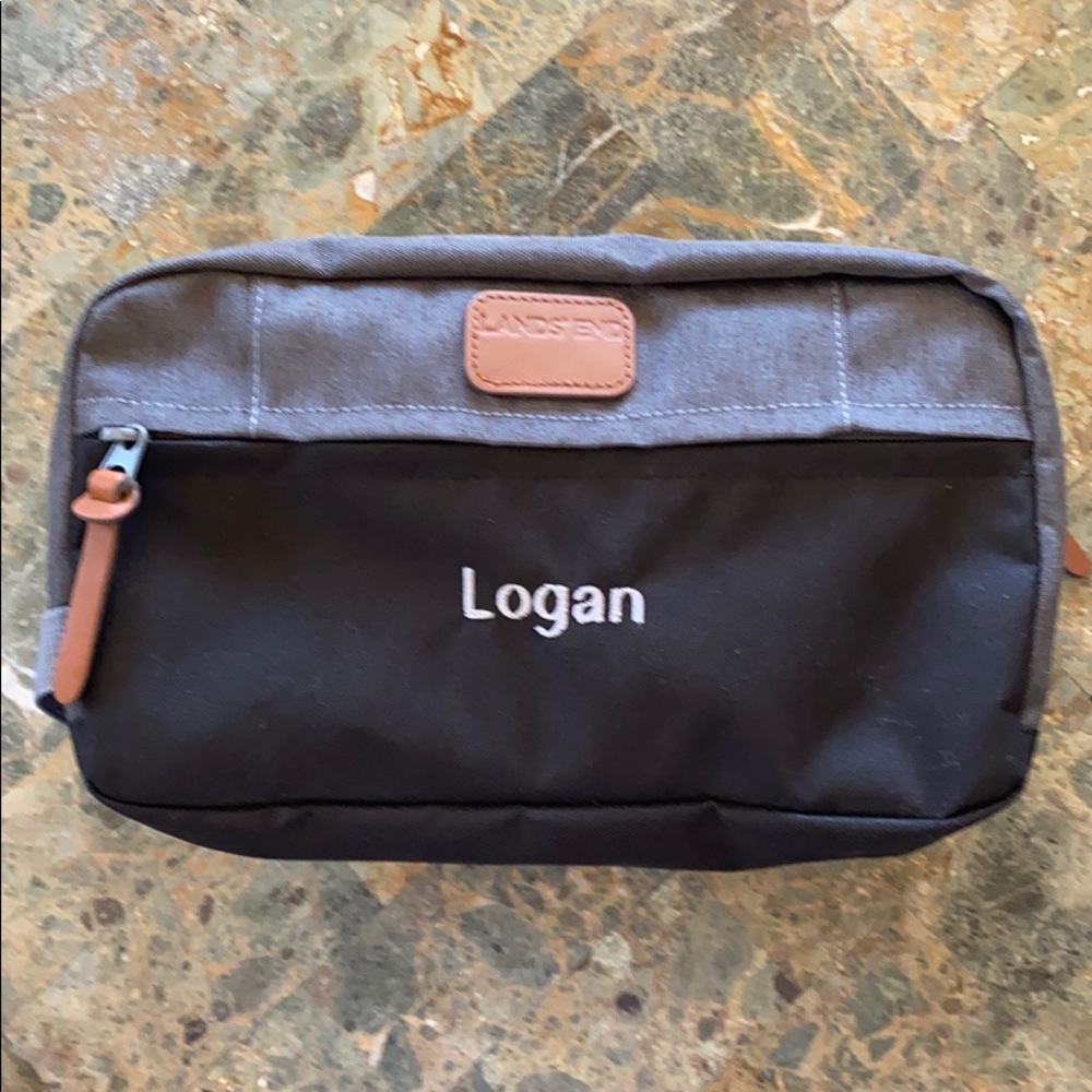 NWOT LANDS END TOILETRY KIT